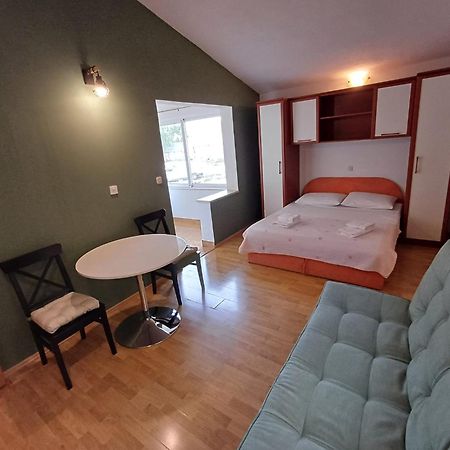 Apartmani Miki Podgora Exterior photo
