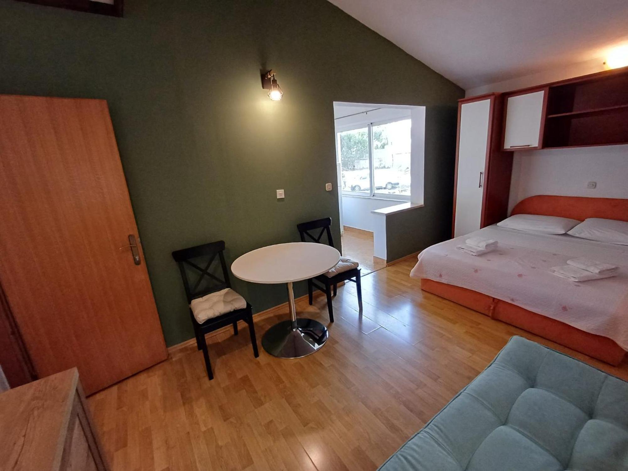 Apartmani Miki Podgora Exterior photo